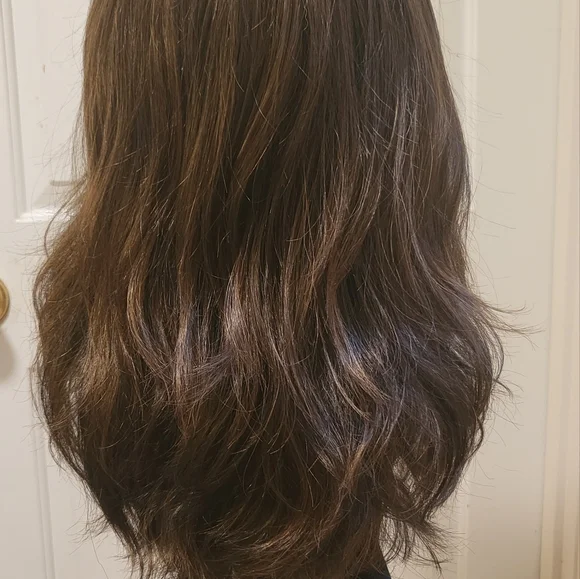 Mane Attraction Showgirl - Picture 4 of 8